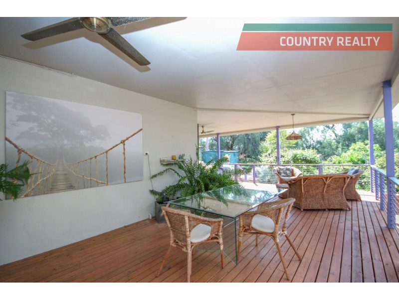 11 & 13 Mansfield Street, York WA 6302