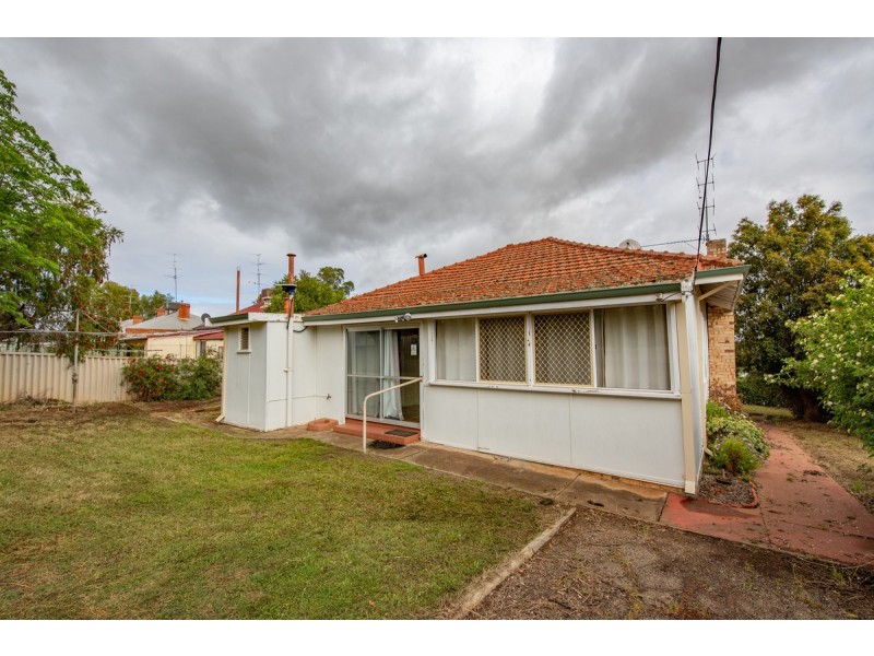 227 Duke Street, Northam WA 6401