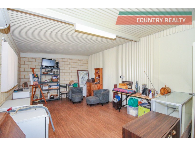 21 Railway Terrace, Goomalling WA 6460