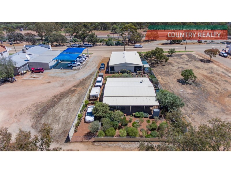 21 Railway Terrace, Goomalling WA 6460