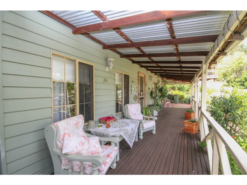 25 Clinton Street, Toodyay WA 6566