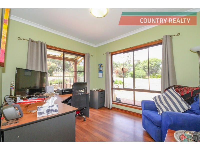 503 Julimar Road, Toodyay WA 6566
