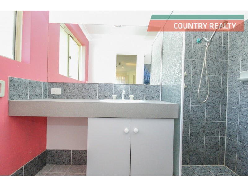 1 Solomon Close, Northam WA 6401