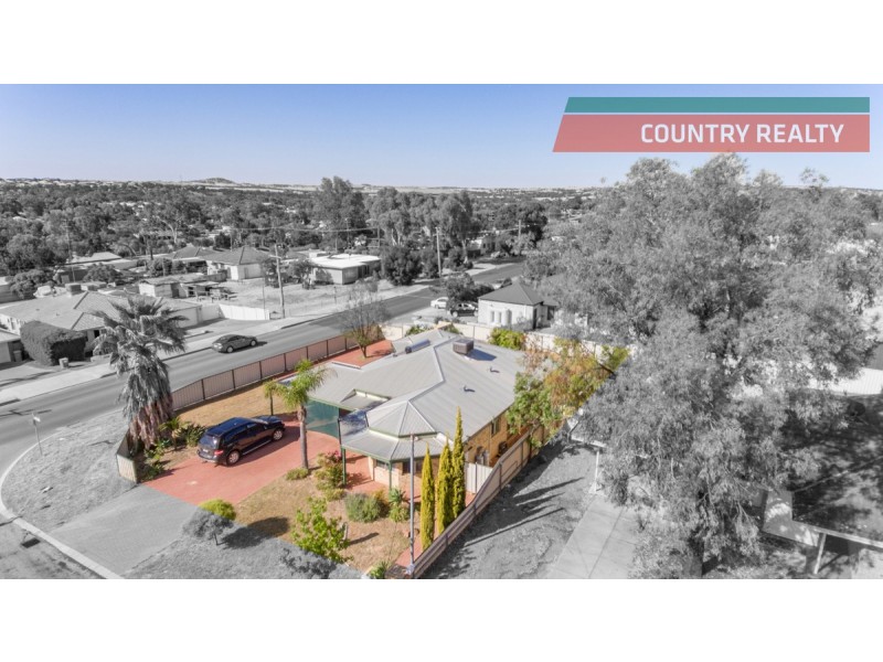 1 Solomon Close, Northam WA 6401