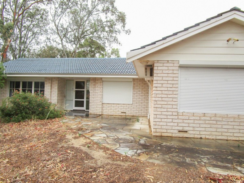 26 Glenwood Avenue, Helena Valley WA 6056