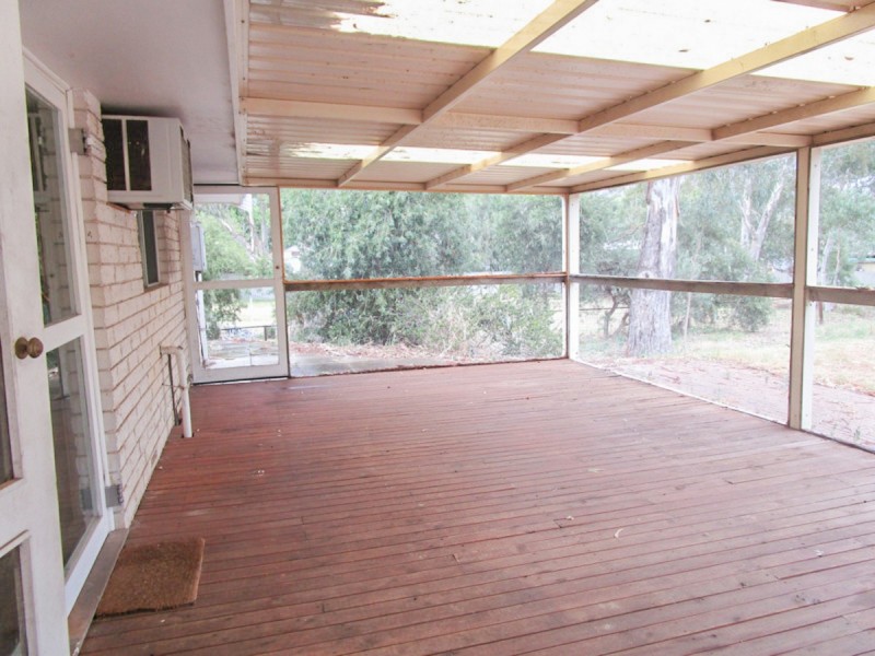 26 Glenwood Avenue, Helena Valley WA 6056