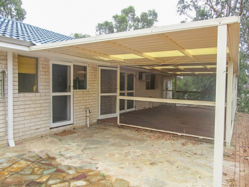 26 Glenwood Avenue, Helena Valley WA 6056