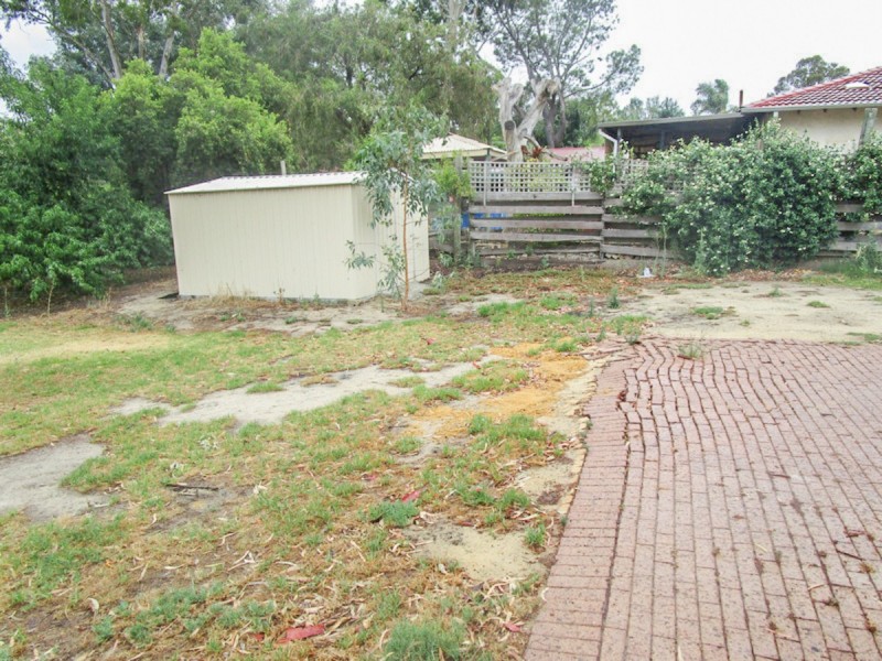 26 Glenwood Avenue, Helena Valley WA 6056