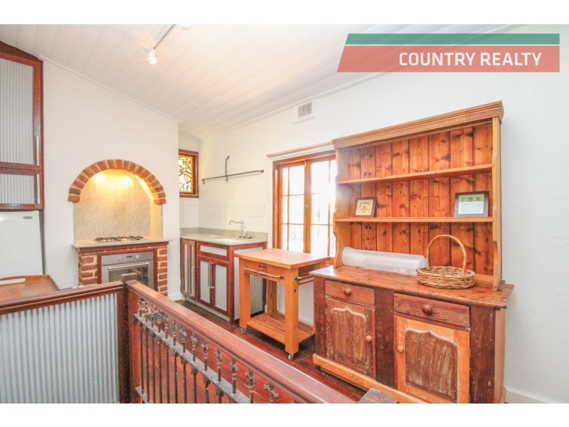 22 & 24 Redmile Road, York WA 6302