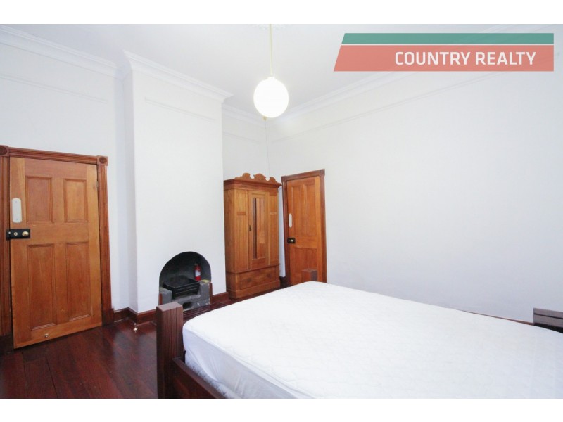 22 & 24 Redmile Road, York WA 6302