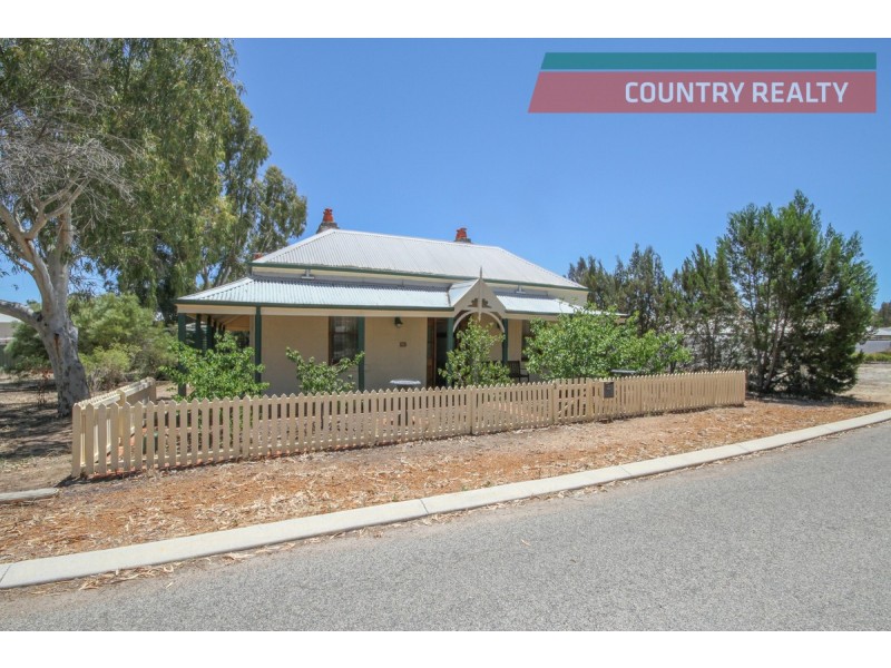 22 & 24 Redmile Road, York WA 6302