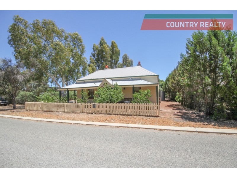 22 & 24 Redmile Road, York WA 6302