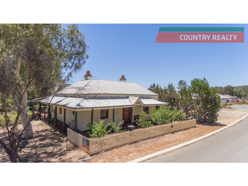 22 & 24 Redmile Road, York WA 6302