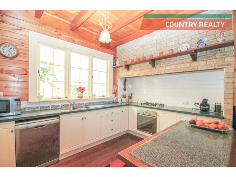 80 Herbert Road, York WA 6302