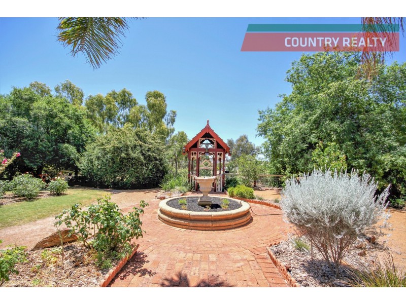 80 Herbert Road, York WA 6302