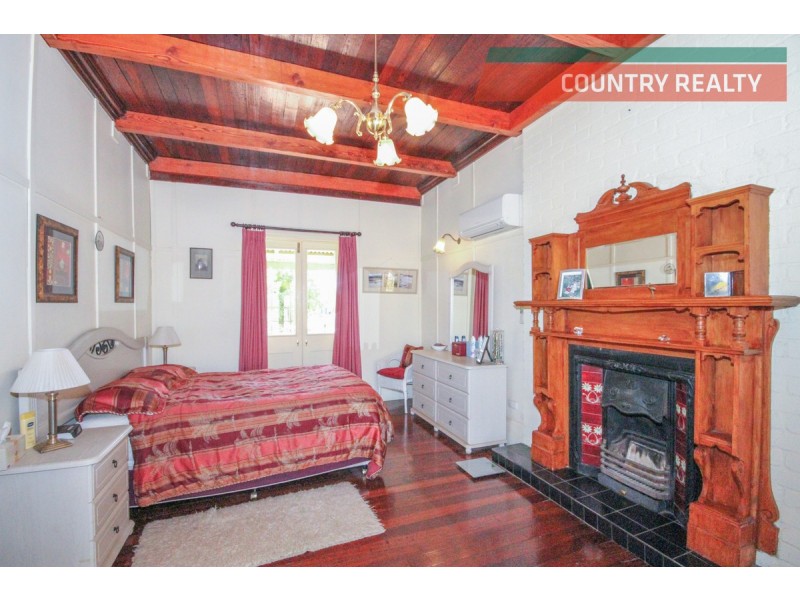 80 Herbert Road, York WA 6302