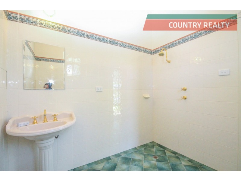 80 Herbert Road, York WA 6302