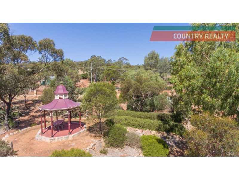 80 Herbert Road, York WA 6302