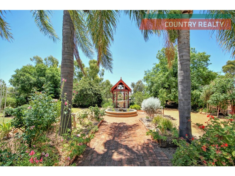 80 Herbert Road, York WA 6302