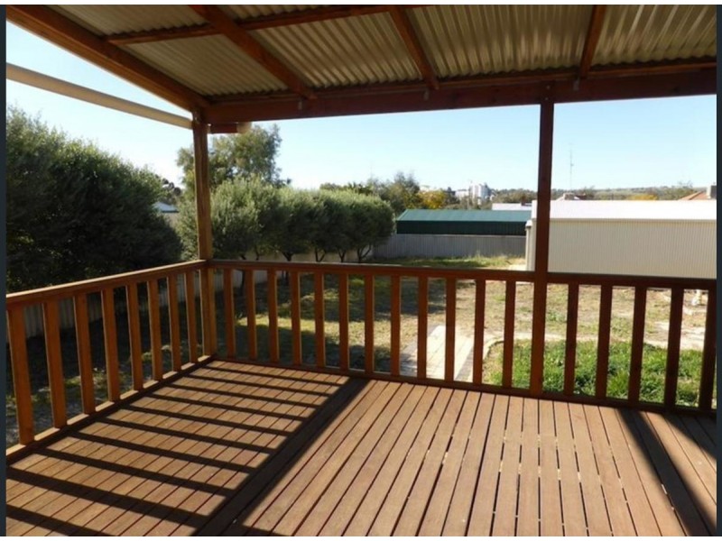 25 James Street, Northam WA 6401