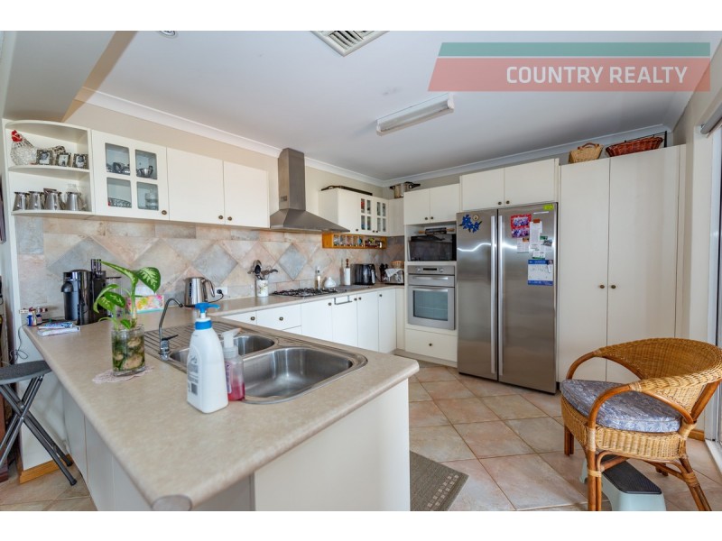 194 Timber Creek Crescent, Coondle, Toodyay WA 6566