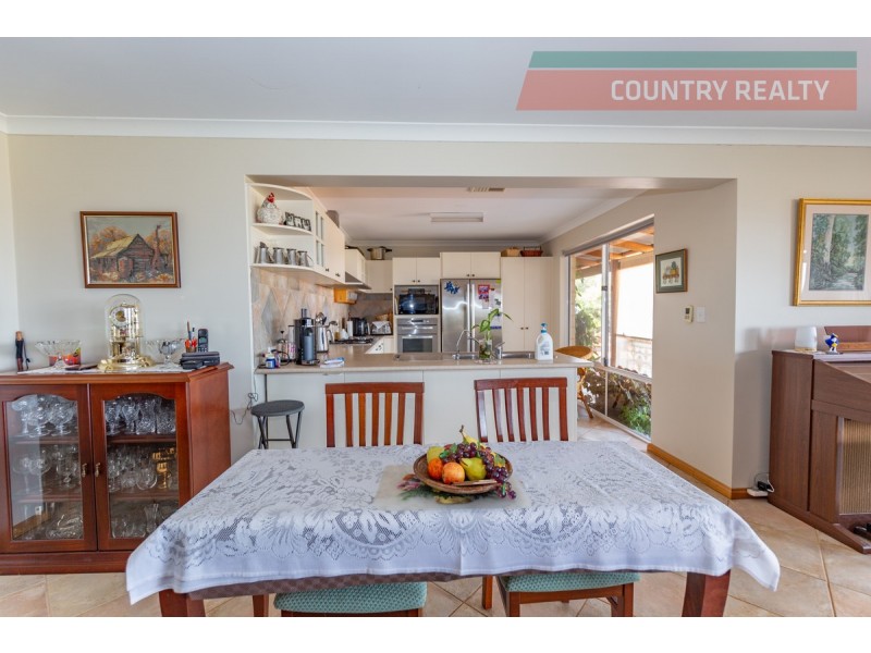 194 Timber Creek Crescent, Coondle, Toodyay WA 6566