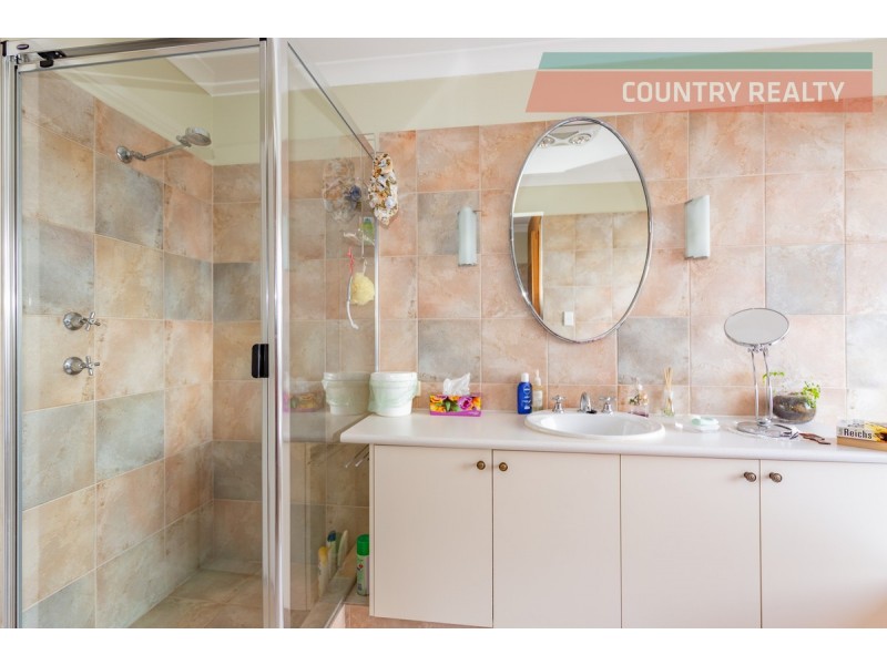 194 Timber Creek Crescent, Coondle, Toodyay WA 6566