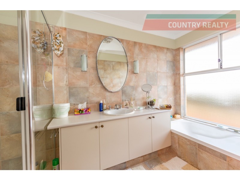 194 Timber Creek Crescent, Coondle, Toodyay WA 6566