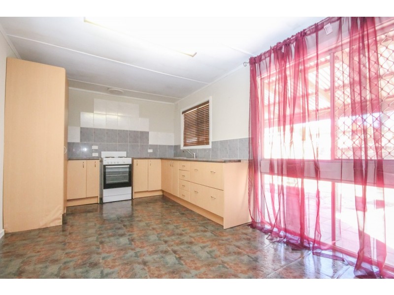 42 Cowan Road, York WA 6302