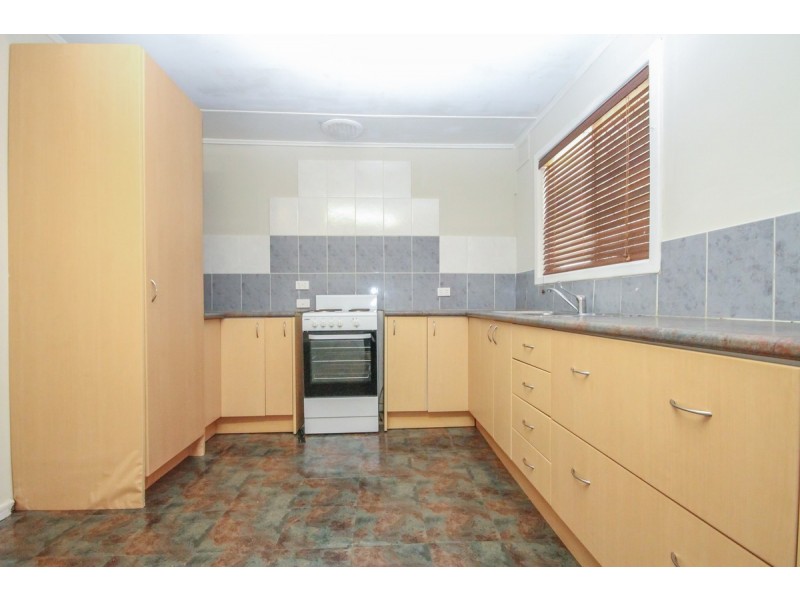 42 Cowan Road, York WA 6302