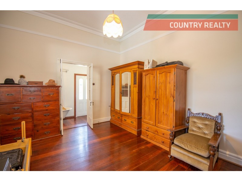 193 Ulster Road, York WA 6302