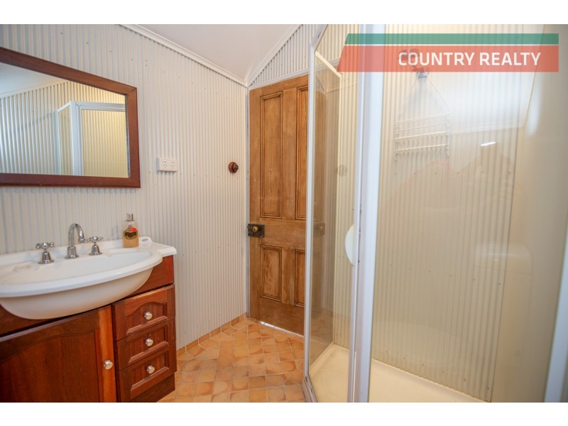 193 Ulster Road, York WA 6302