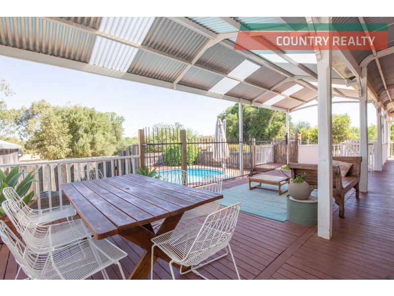 193 Ulster Road, York WA 6302