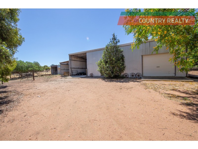 193 Ulster Road, York WA 6302