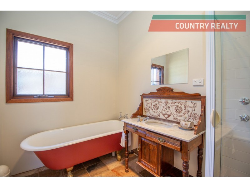 193 Ulster Road, York WA 6302