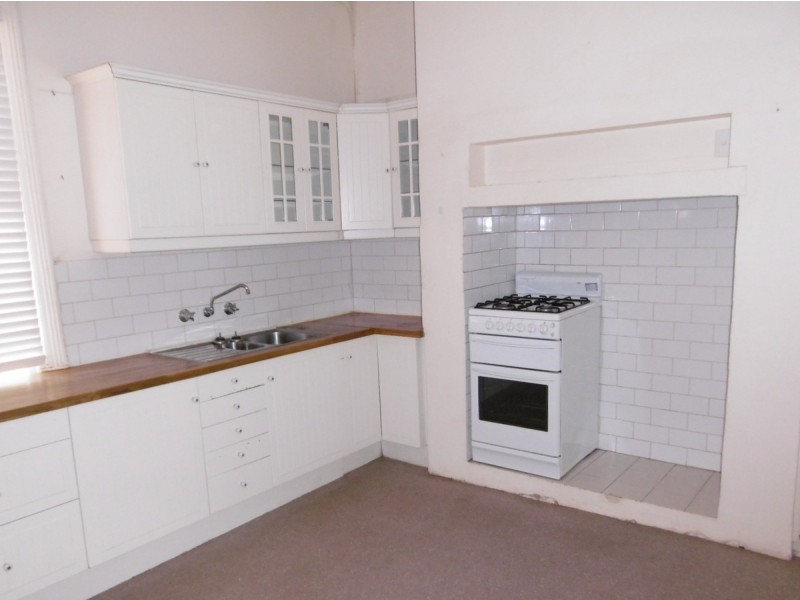 42 Stirling Terrace, Toodyay WA 6566