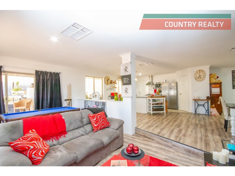 112 Throssell Street, Northam WA 6401