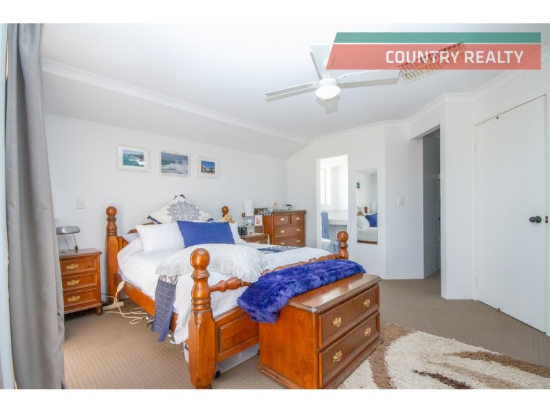112 Throssell Street, Northam WA 6401
