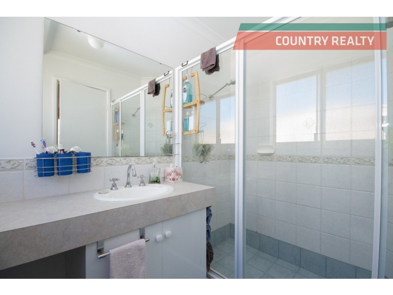 112 Throssell Street, Northam WA 6401