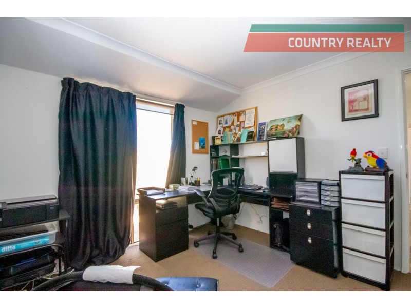 112 Throssell Street, Northam WA 6401