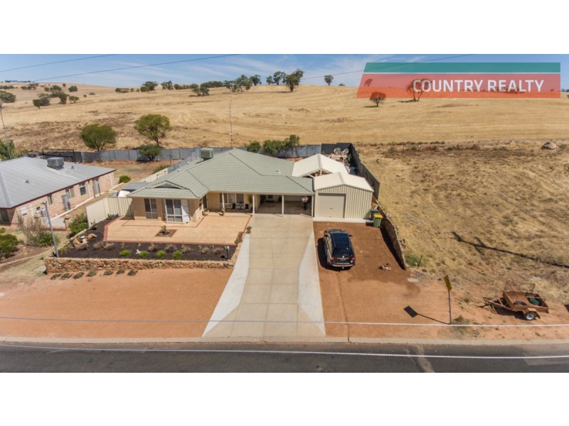 112 Throssell Street, Northam WA 6401