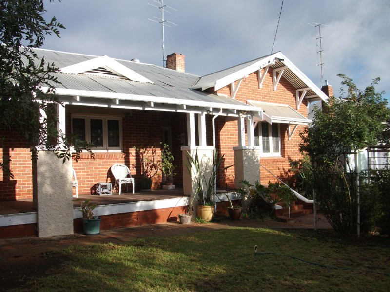 12 Gerald Terrace, Northam WA 6401