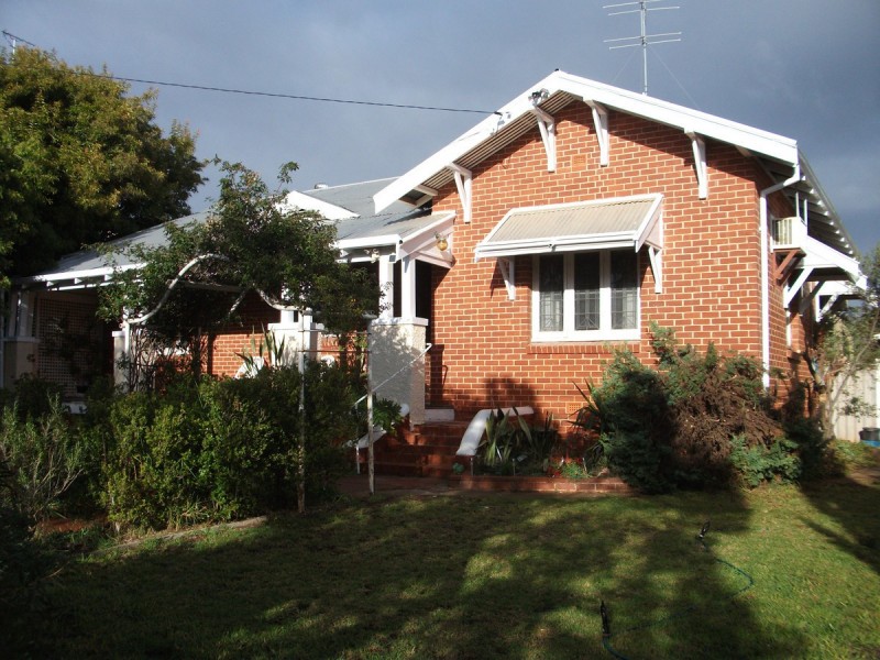 12 Gerald Terrace, Northam WA 6401