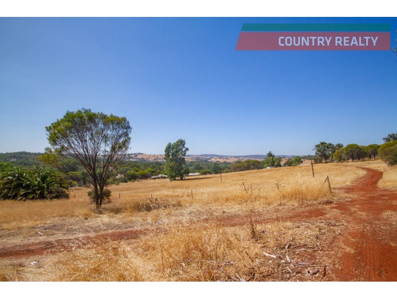 527 Julimar Road, Toodyay WA 6566