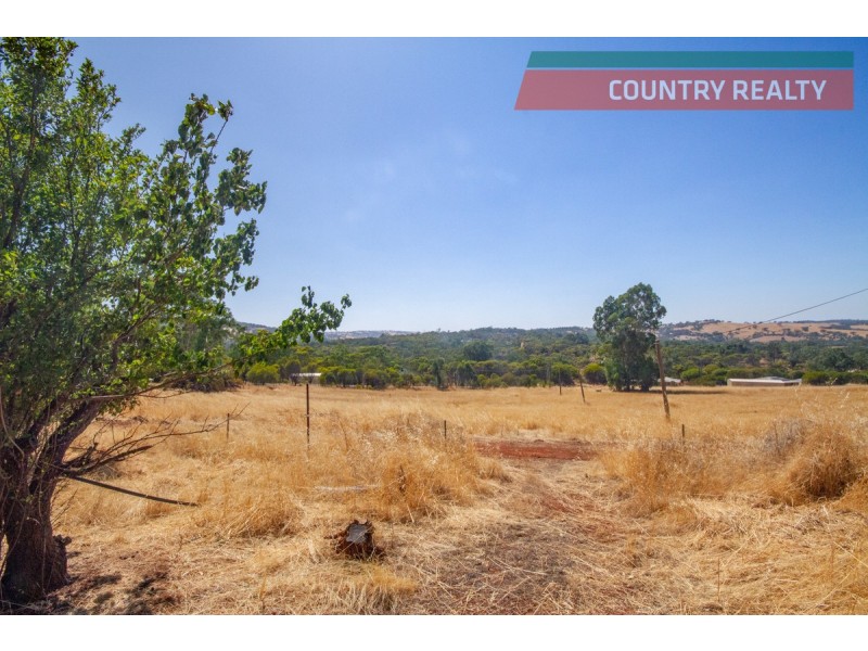 527 Julimar Road, Toodyay WA 6566