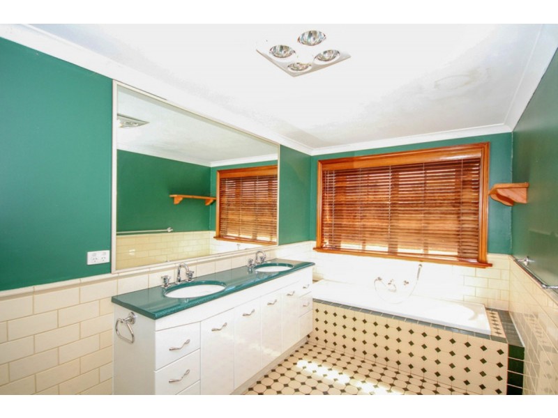 50 Stirling Terrace, Toodyay WA 6566