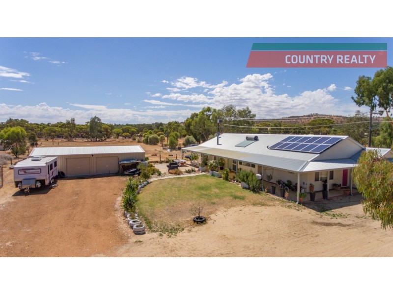 4 Tenth Road, York WA 6302