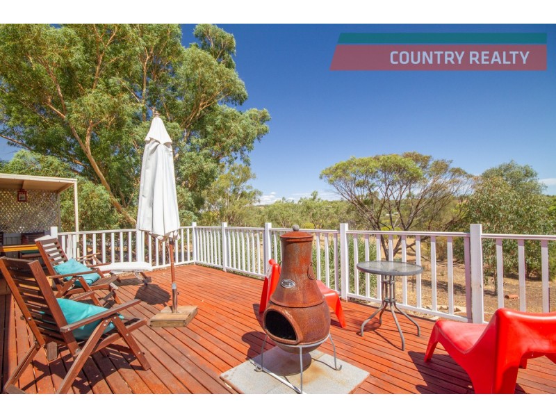 75 Fitzgerald Terrace, Toodyay WA 6566