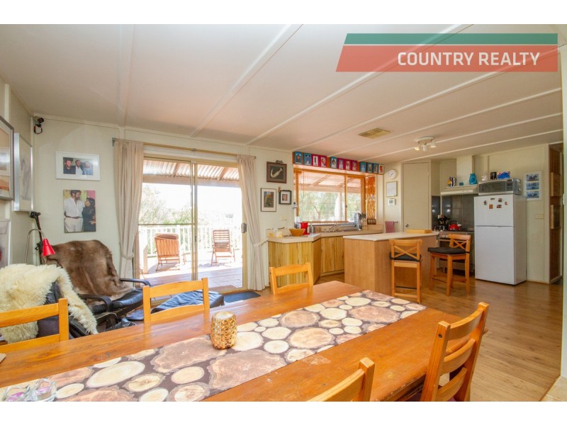 75 Fitzgerald Terrace, Toodyay WA 6566