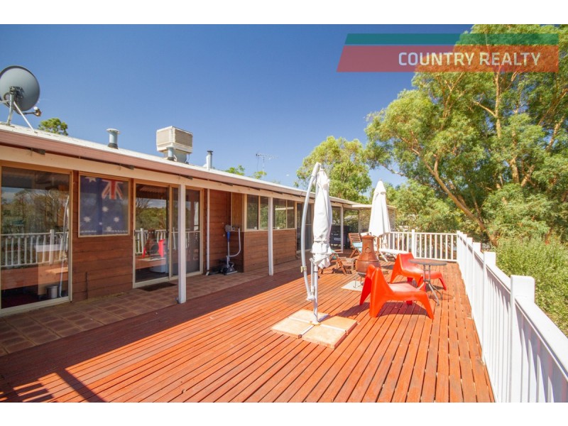 75 Fitzgerald Terrace, Toodyay WA 6566